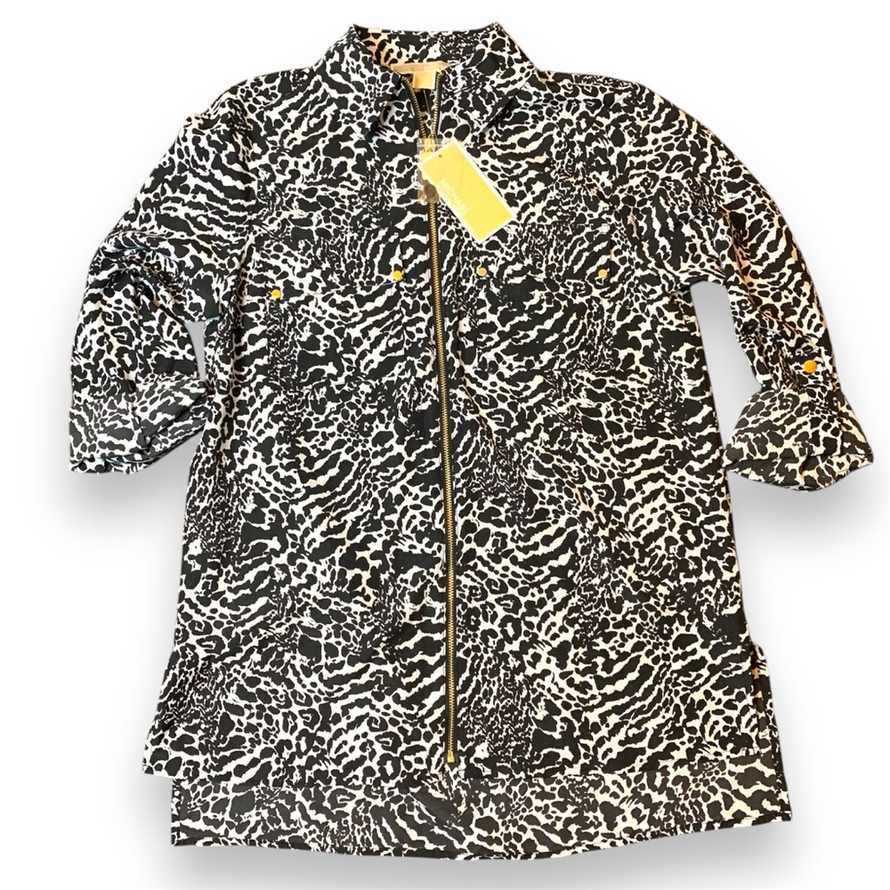 Michael Kors women’s Black and White Animal Print zip front top size p/s